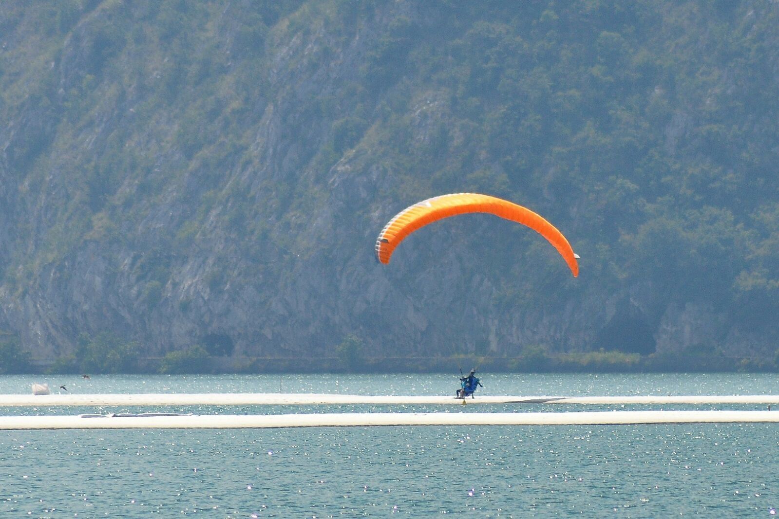 iseo-lake-paragliding-1600rd00067