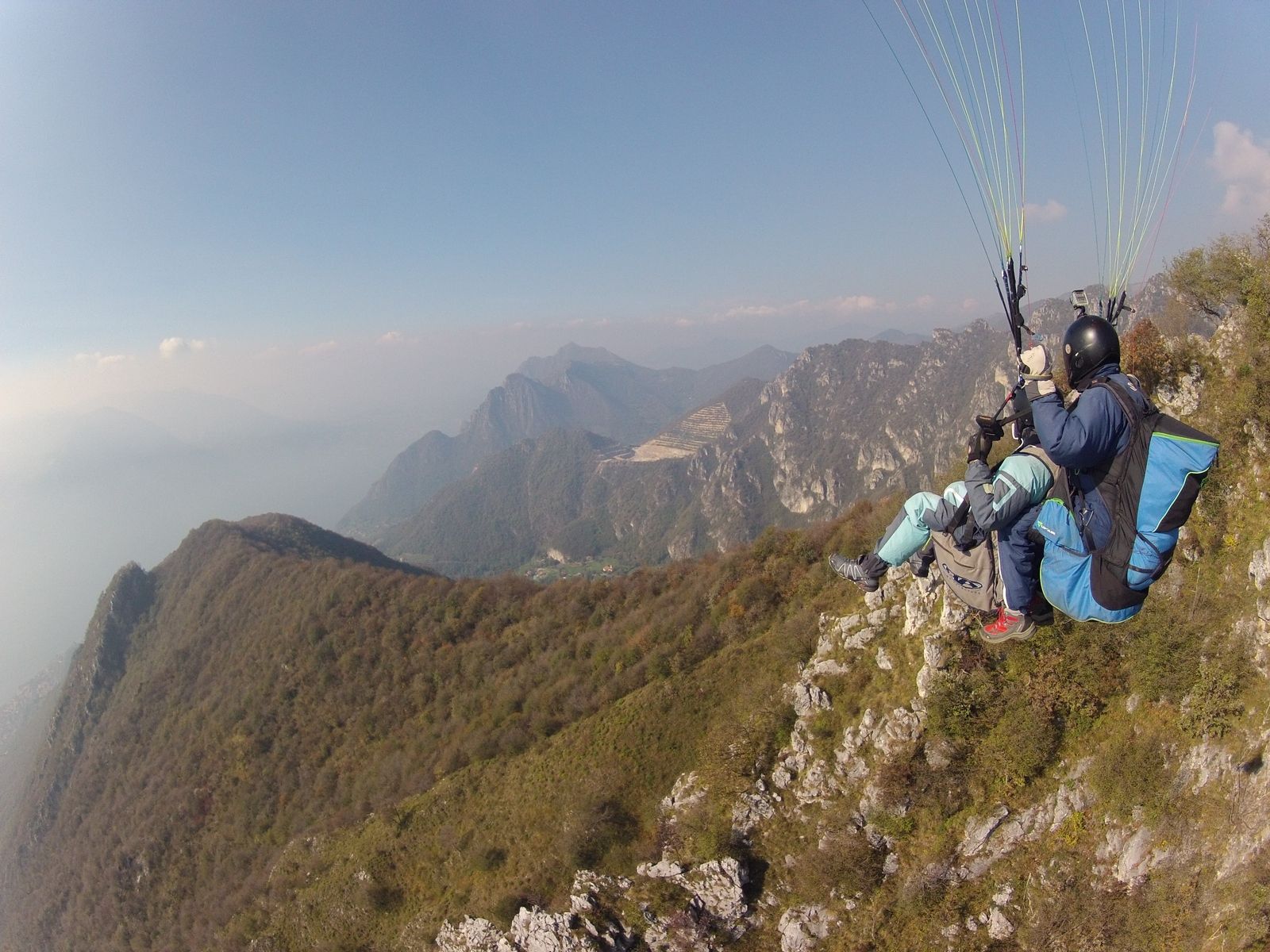 iseo-lake-paragliding-1600rd00211