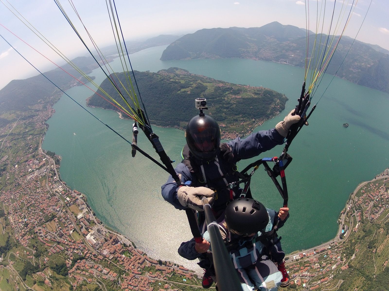 iseo-lake-paragliding-1600rd00233